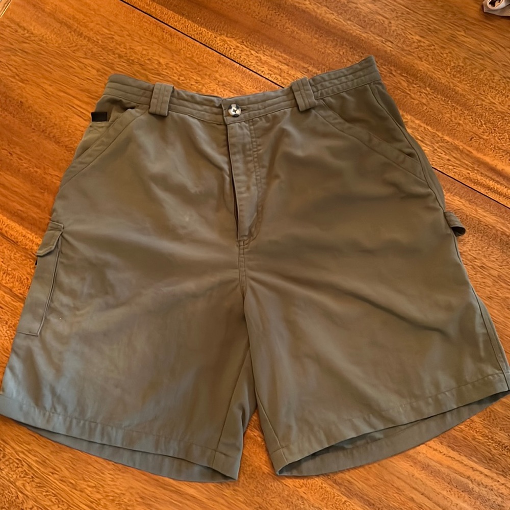 The north face dark Olive shorts